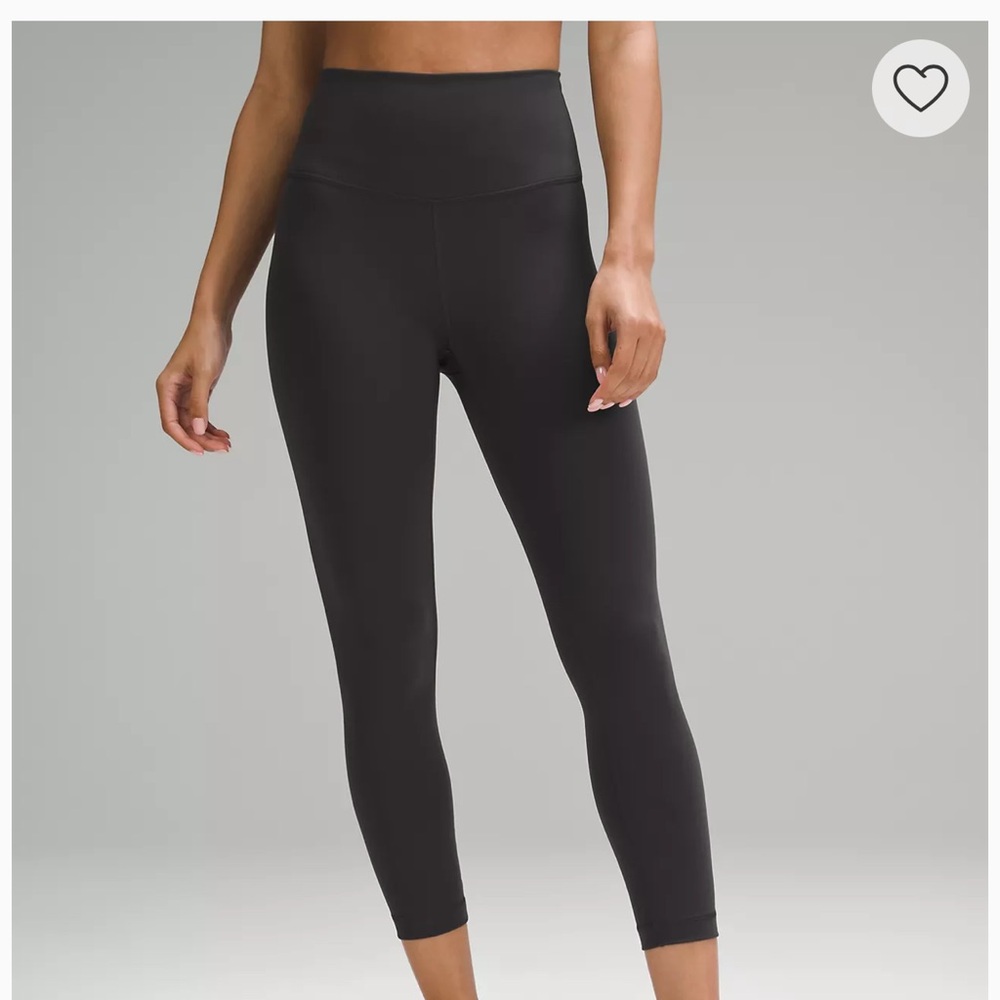 Lululemon Wunder Train High Rise Crop - Picture 6 of 7